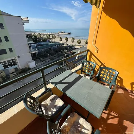 Aparthotel By Comfort Suites Golem  Exterior photo